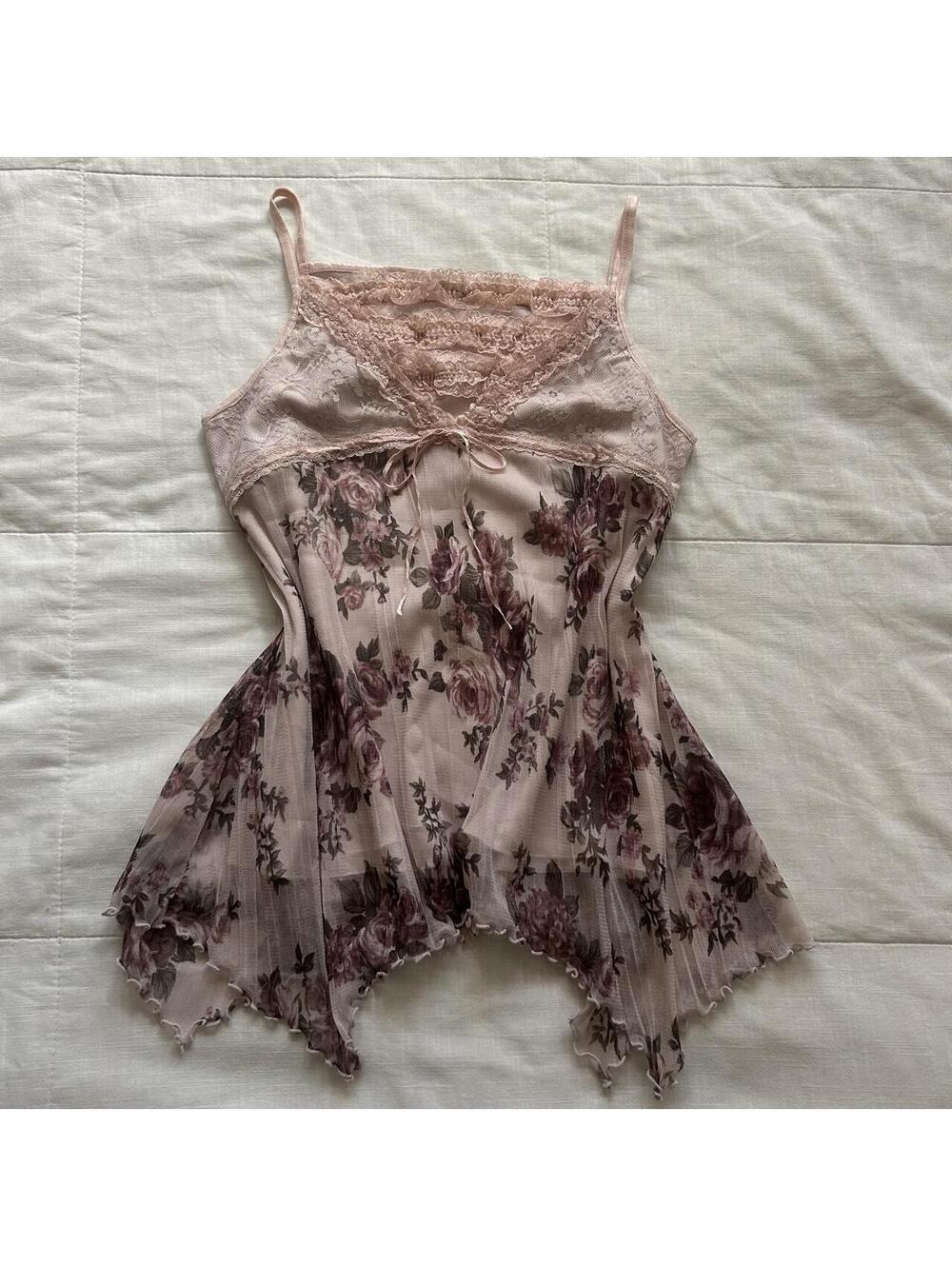 Rosa Cheri Dusty Pink Rose Floral Lace Cami Top Handkerchief Hem Y2K